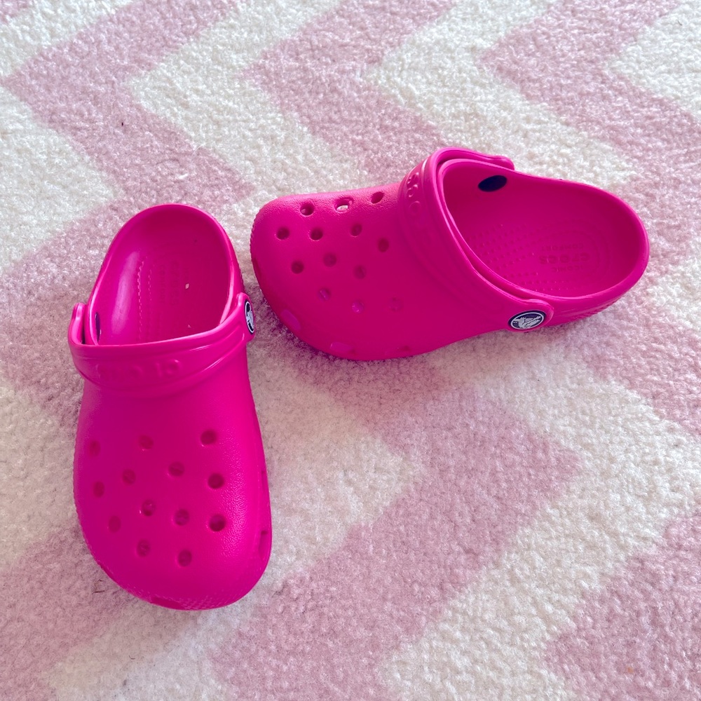 Pink crocs